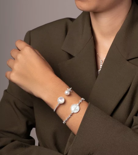 APM ETERNELLE Star and Mother-of-Pearl adjustable bracelet  AB3582XNA